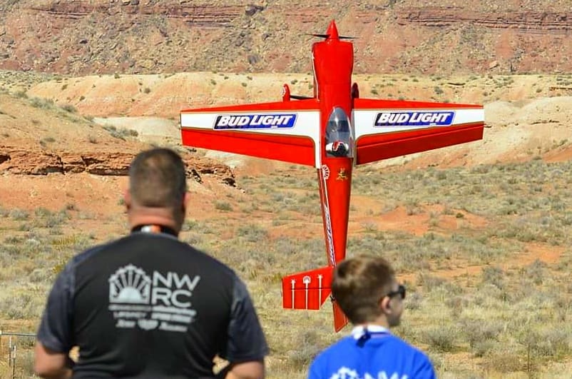 EF - 125" Laser EXP V2 - "Traditional" Red/White/Gold (4 cylinder version)