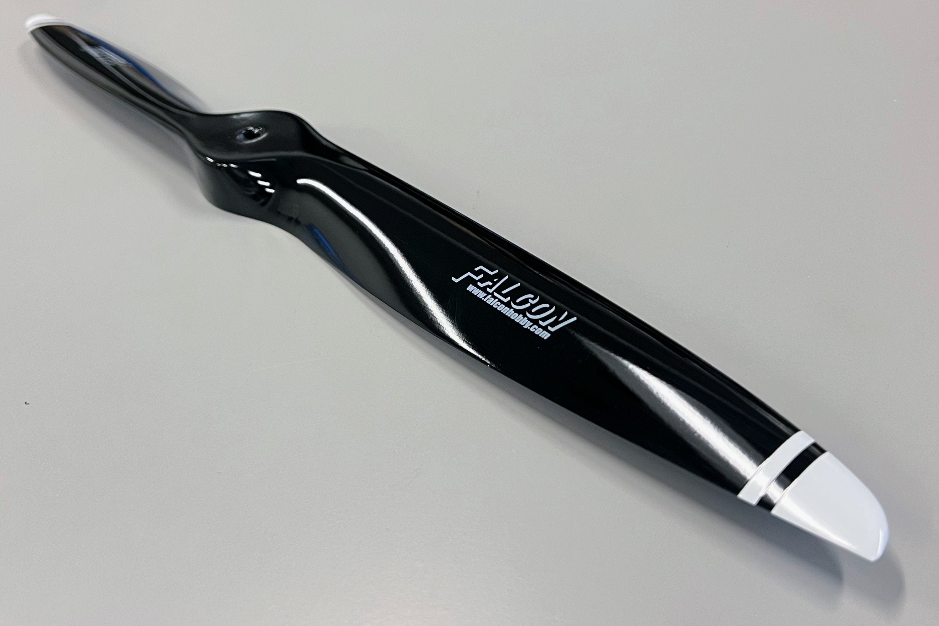 Falcon - Black/White - GAS - PREDRILLED – Extreme Flight