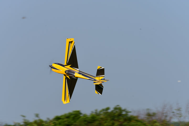 SW - 67" Edge 540 - Grey/Yellow (F) PNP