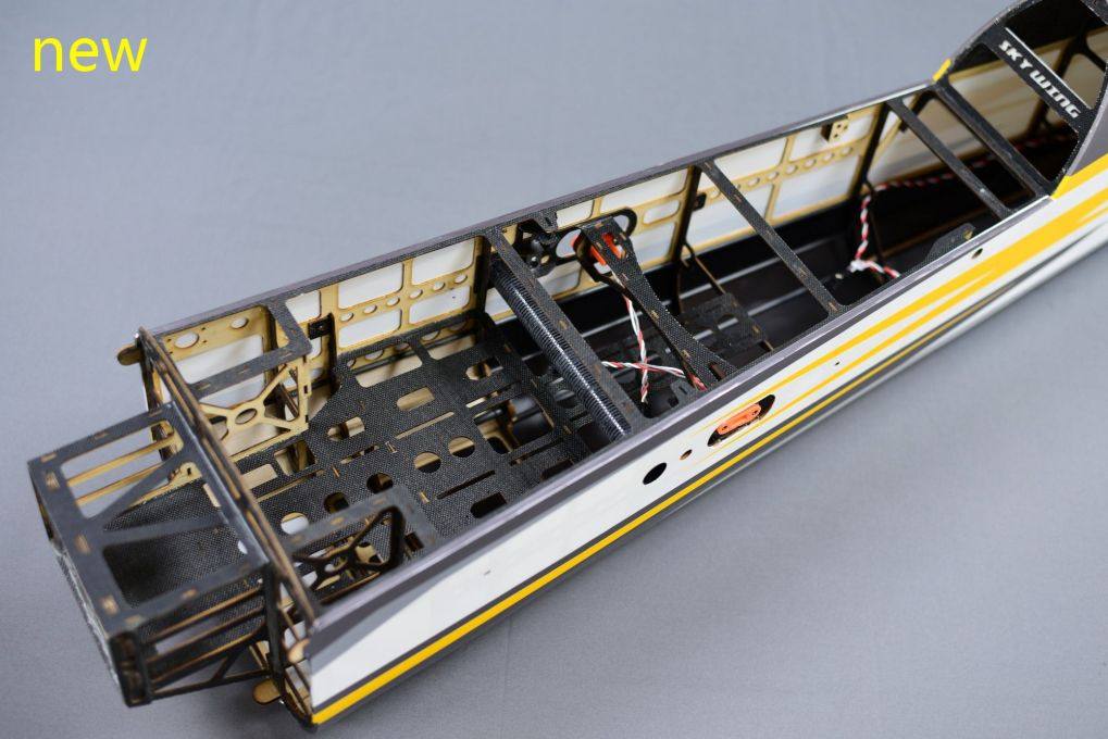 SW - 67" Extra NG - White/Gray/Yellow (D) - ARF