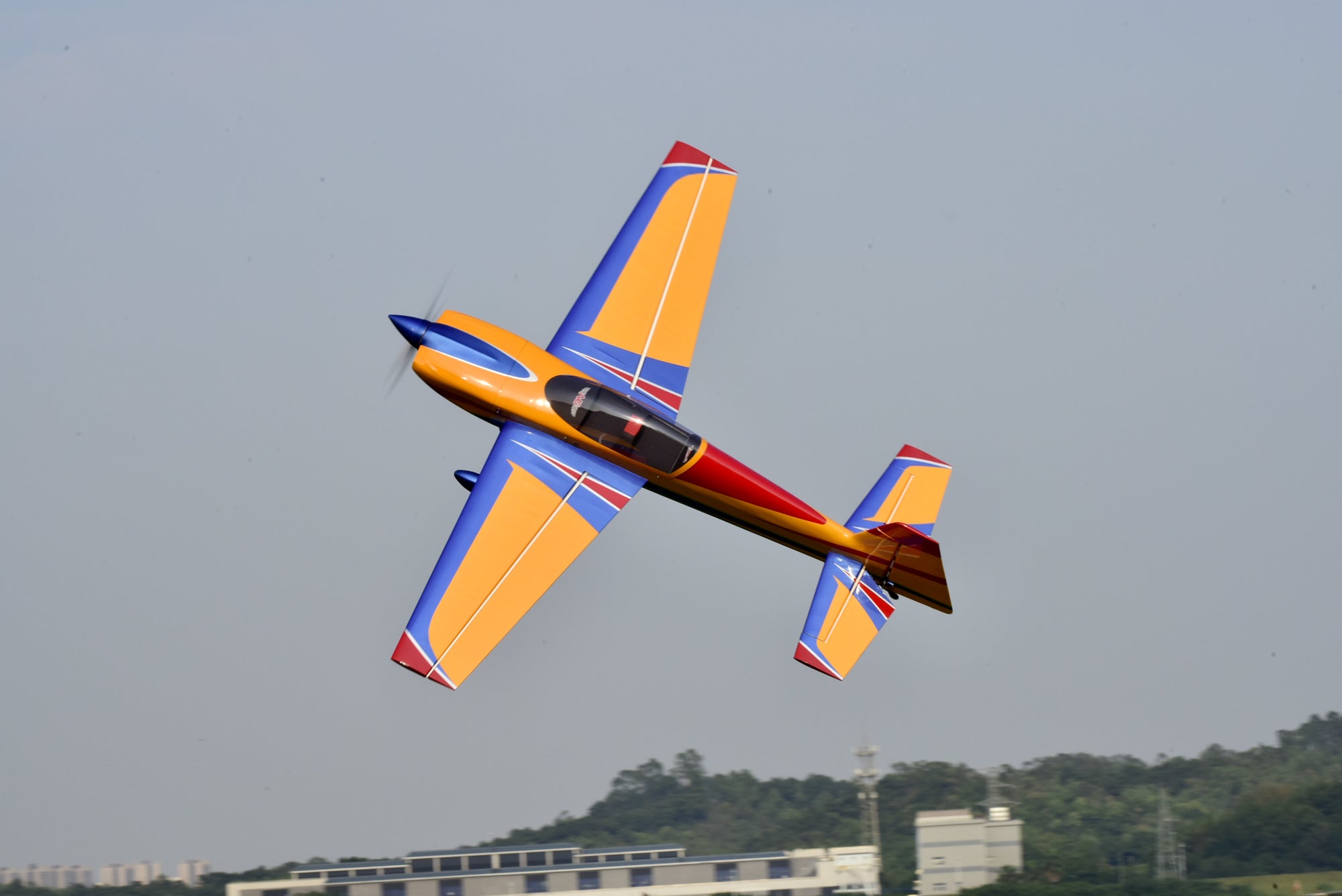 クリンストームプラス VC-104 VC-104充電式サイクロンクリーナー「クリンストームプラス」 - 株式