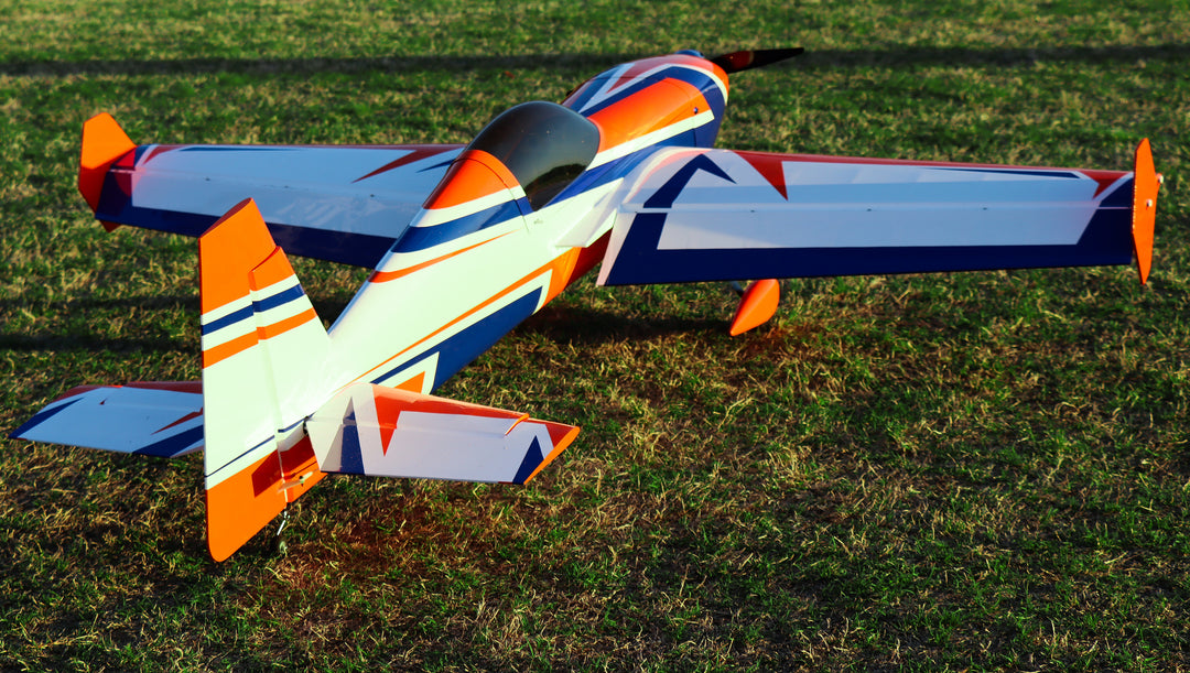 EF - 67" Extra 260 - Orange/Blue - RxR