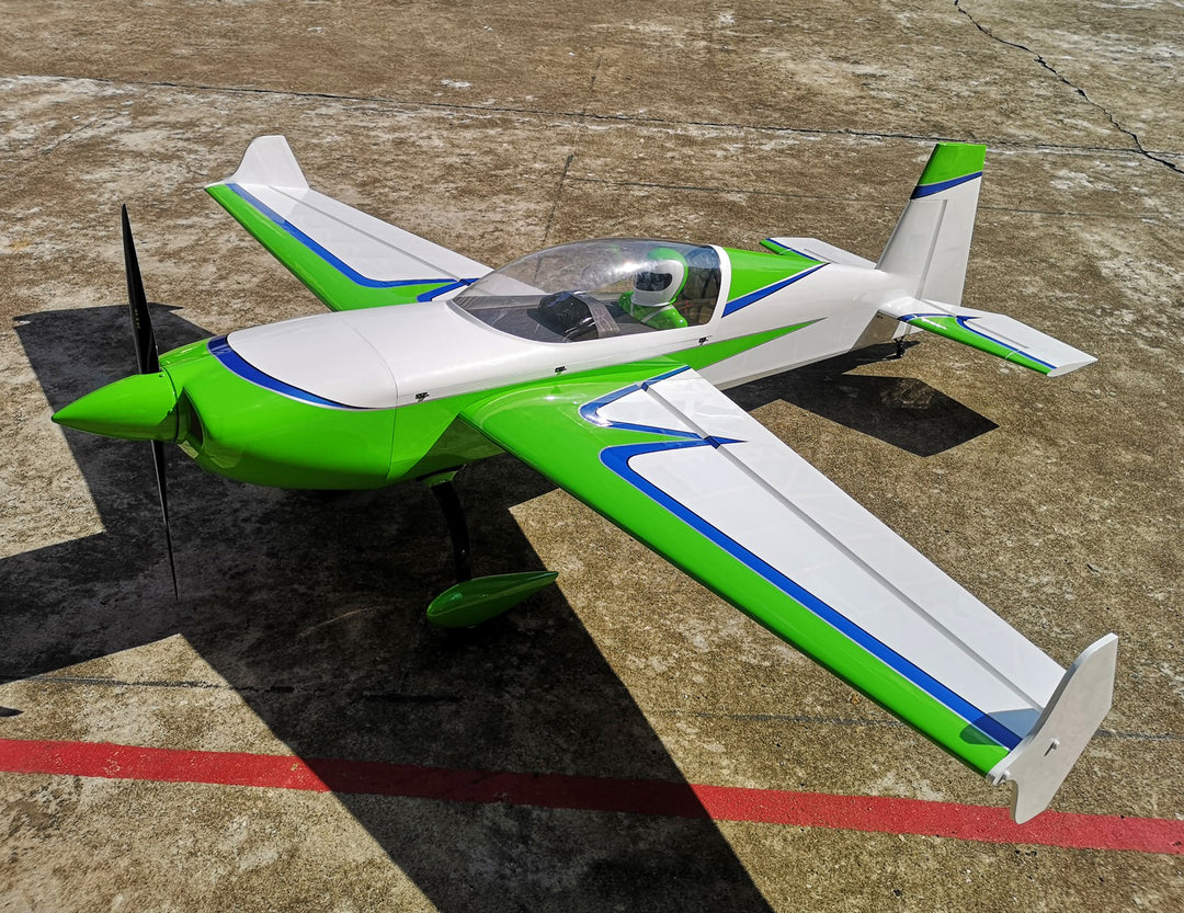 EF - 91" Extra 300 V2 - Green/White