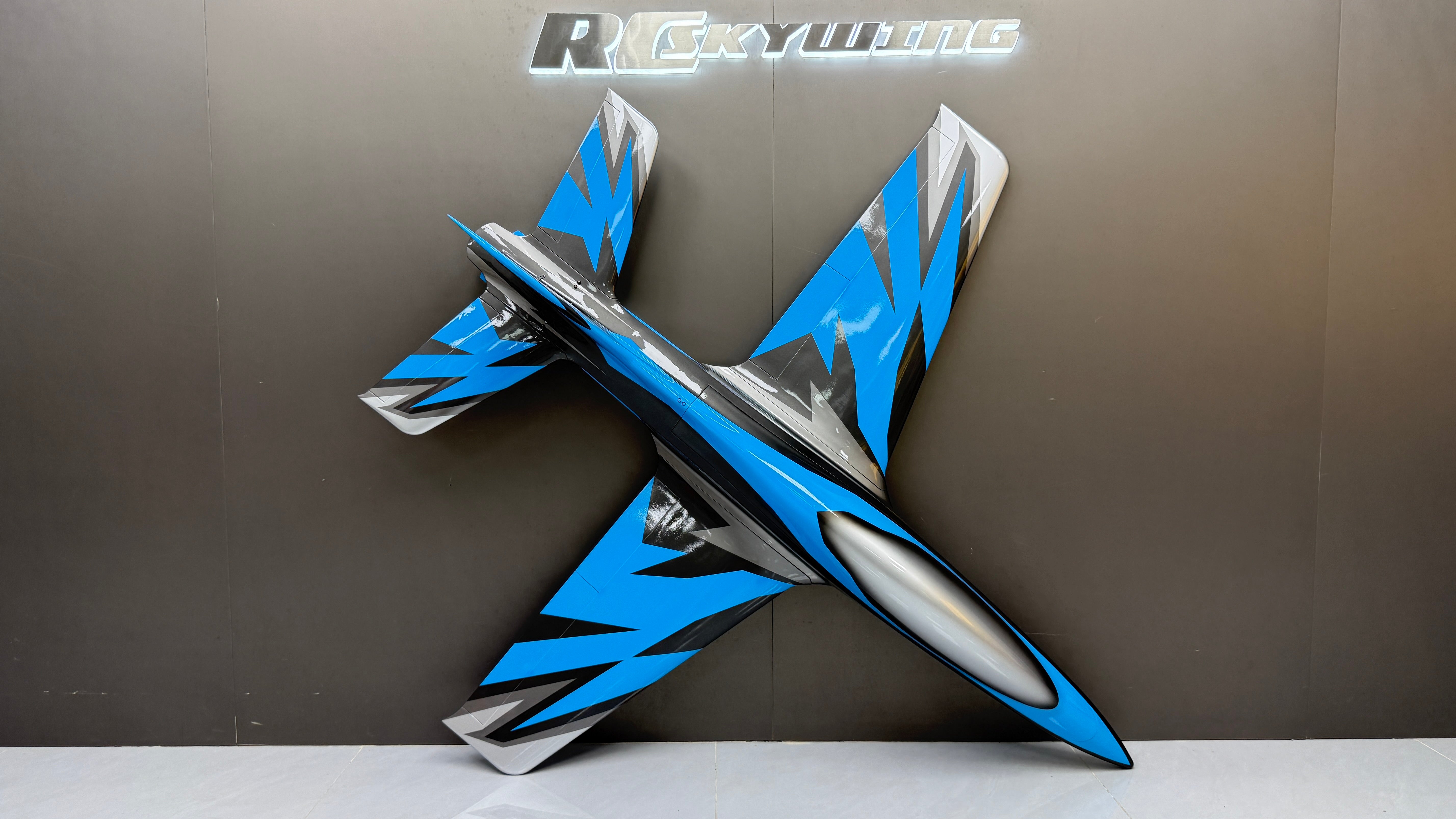 SW - Falcon 1.8M - Blue/Metal Grey - ARF – Extreme Flight