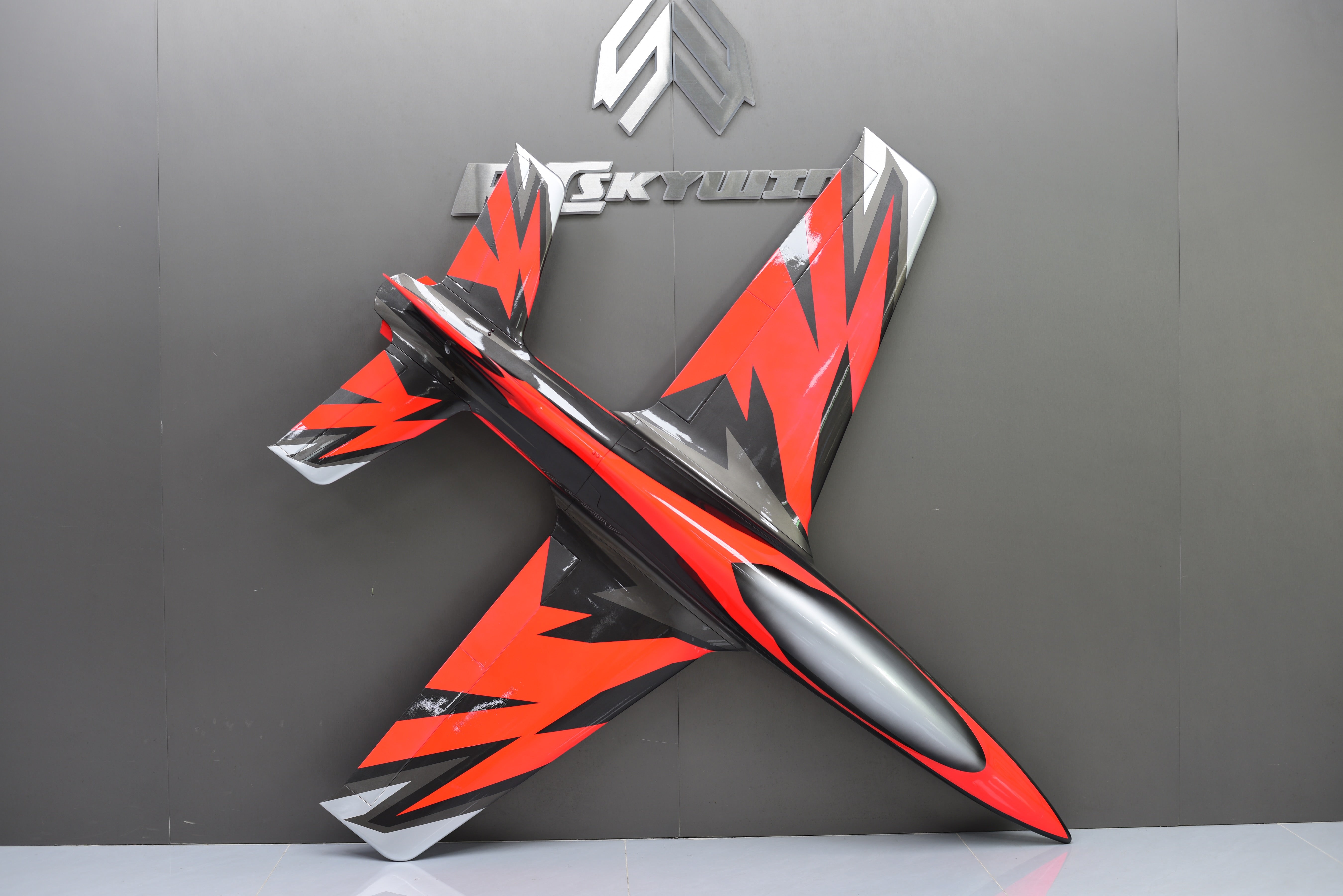 SW - Falcon 1.8M - Red/Metal Grey - PNP – Extreme Flight