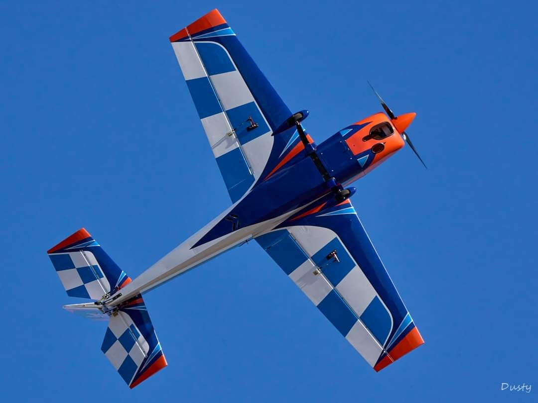 ラジコン飛行機　78インチEXTRA 300 EXTREME FLIGHT Extreme Flight 78