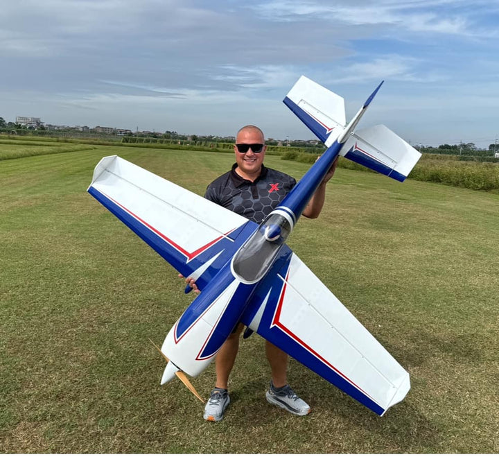 EF - 75" Extra 260 - Blue/White
