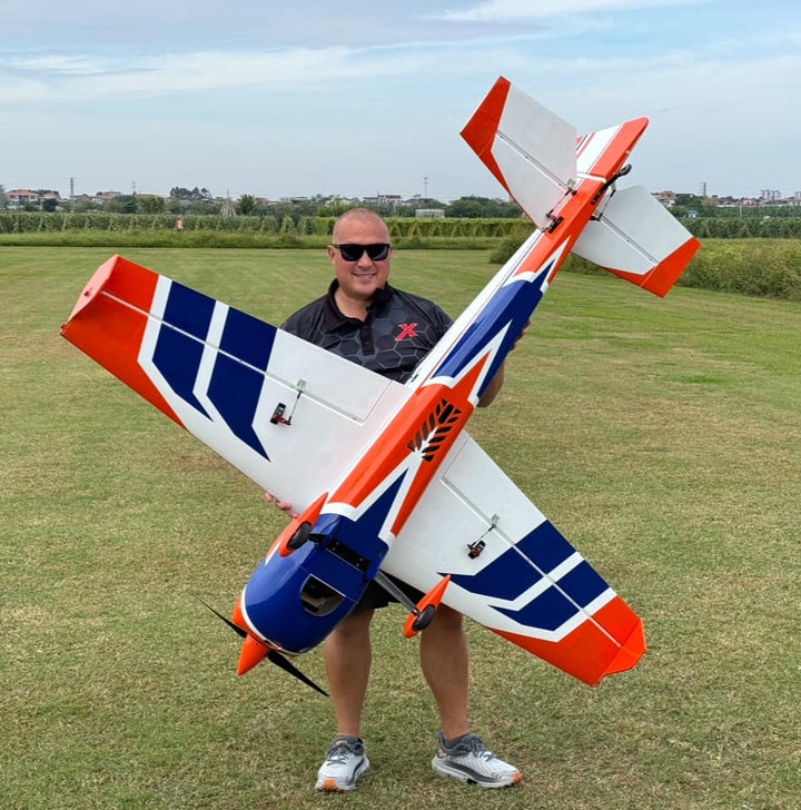 EF - 75" Extra 260 - Orange/Blue