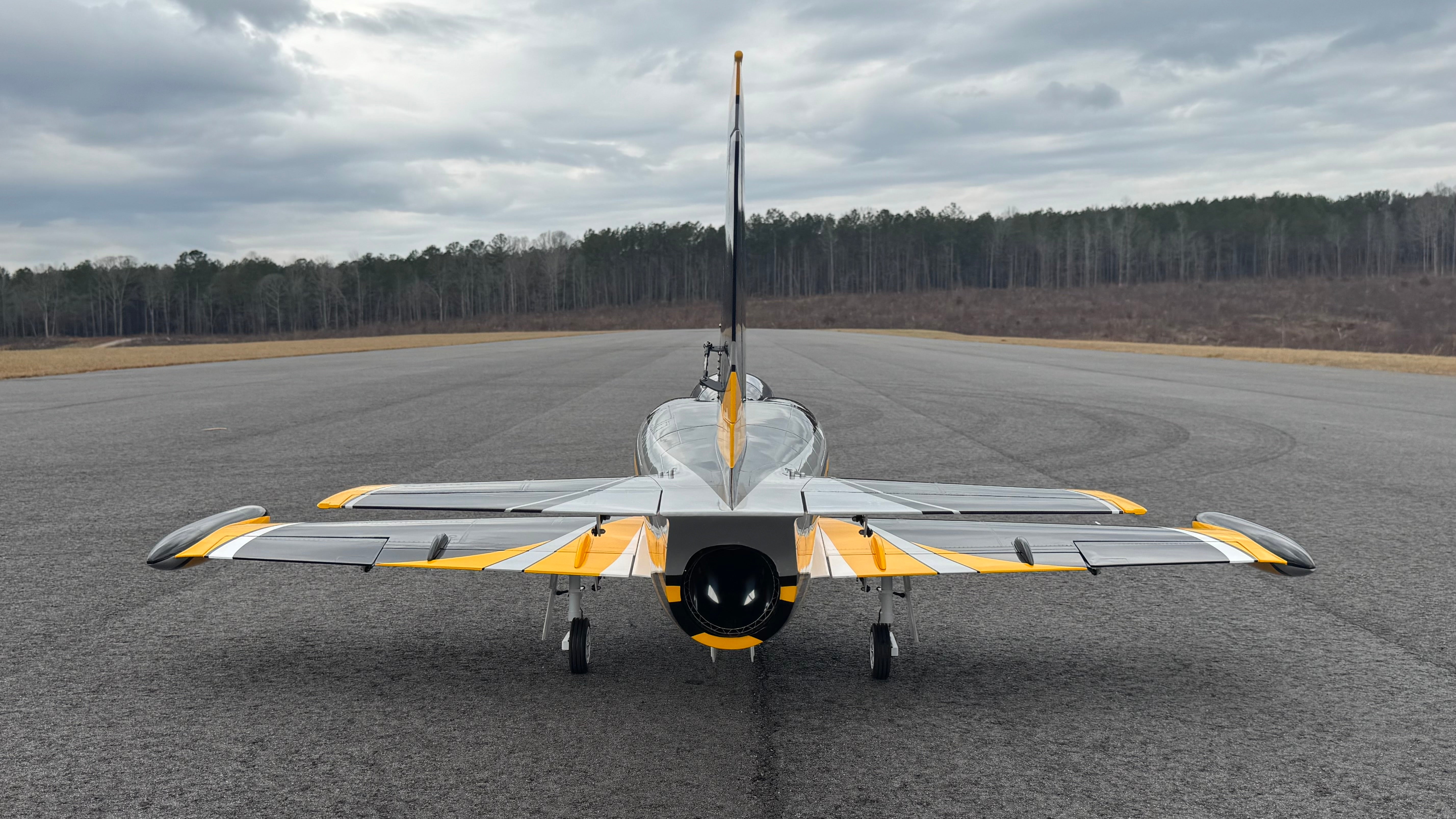 Skywing - L-39 2.2M - Yellow/Black – Extreme Flight