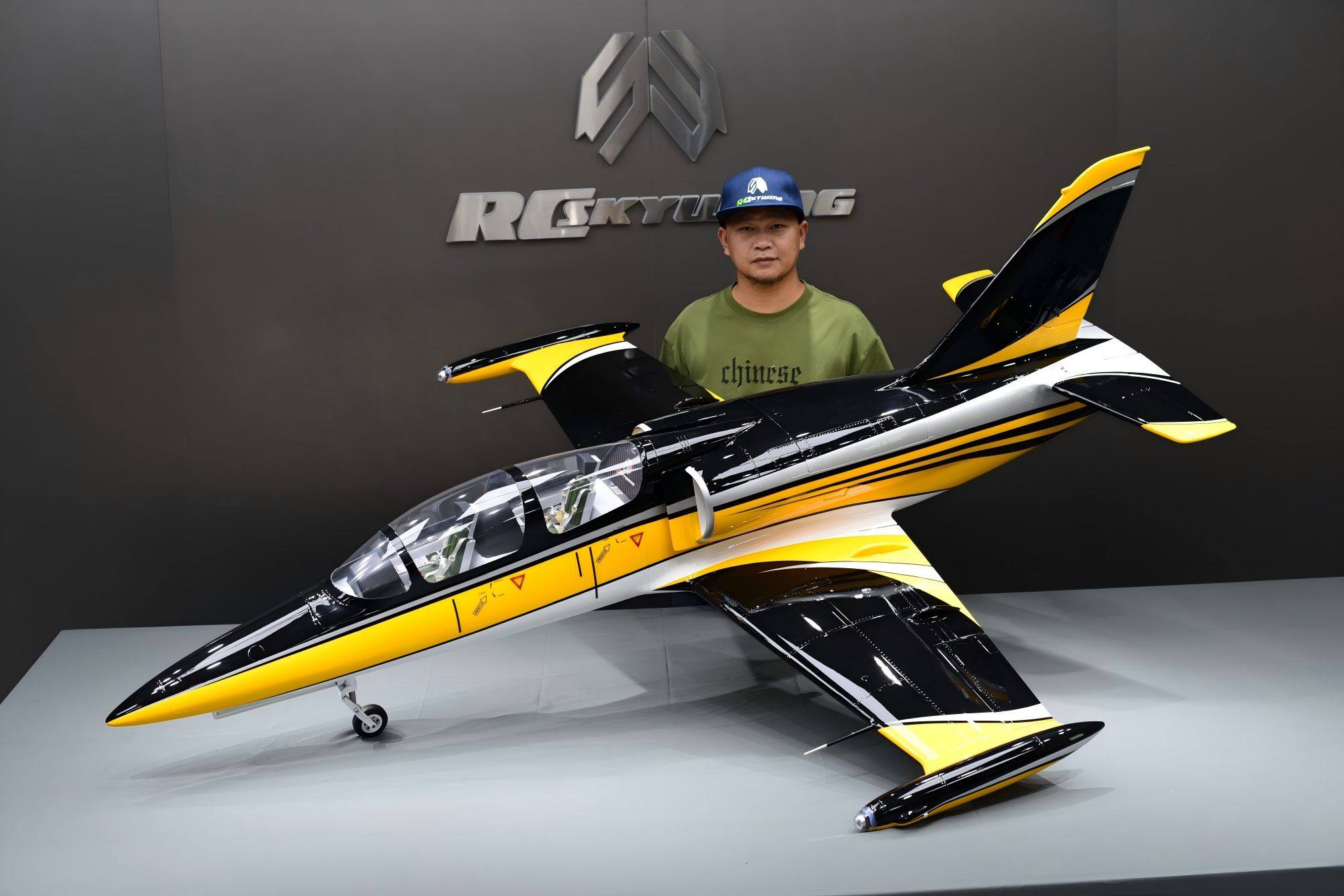 Freewing L-39 ALBATROS 1/9スケール Freewing L-39 Albatros Camo High Performance 80mm EDF Jet - PNP