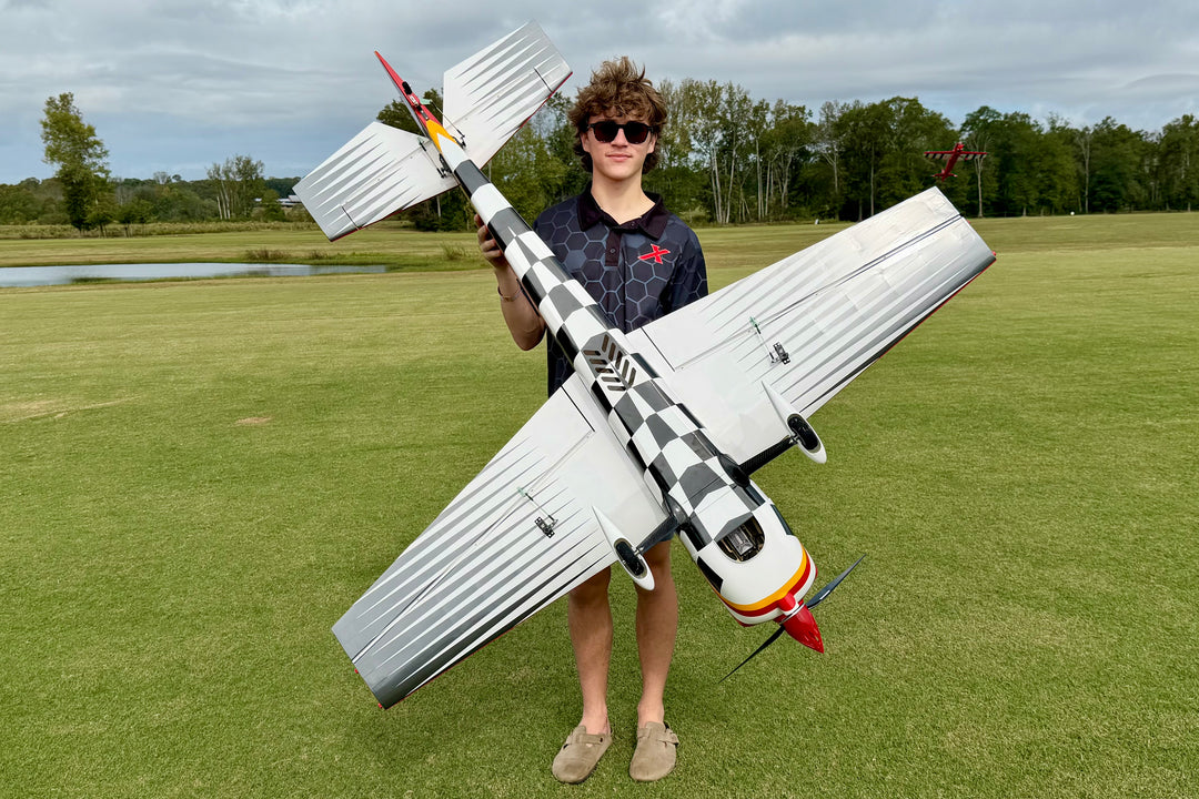 EF - 67" Slick 580 - Red/White 10th Anniversary Scheme - RxR