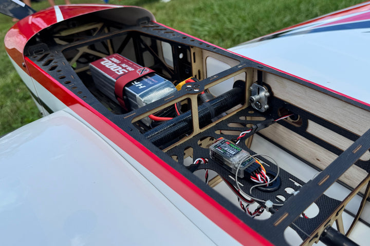 EF - 67" Extra 300 - Red/White - RxR