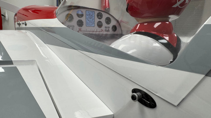 EF - 88" Extra 260 - White/Red