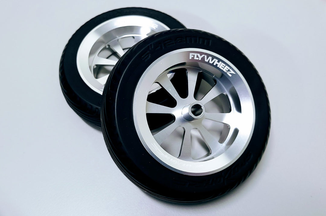 Spot On RC - FlyWheelz - 5" - SILVER